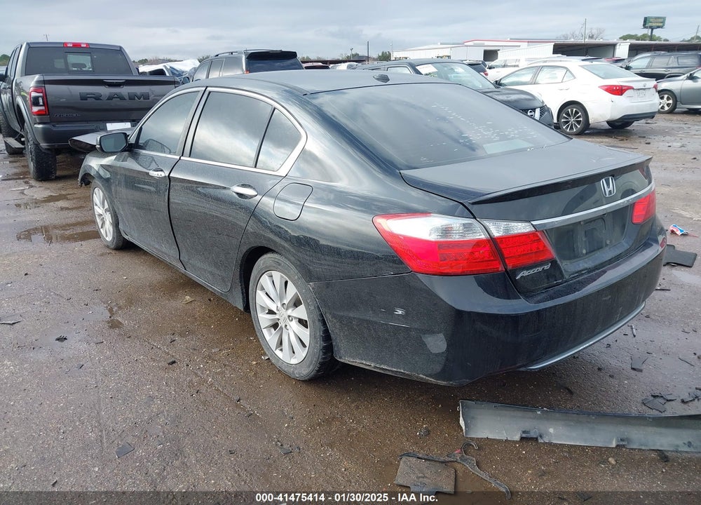 2014 HONDA ACCORD VIN: 1HGCR2F83EA130482