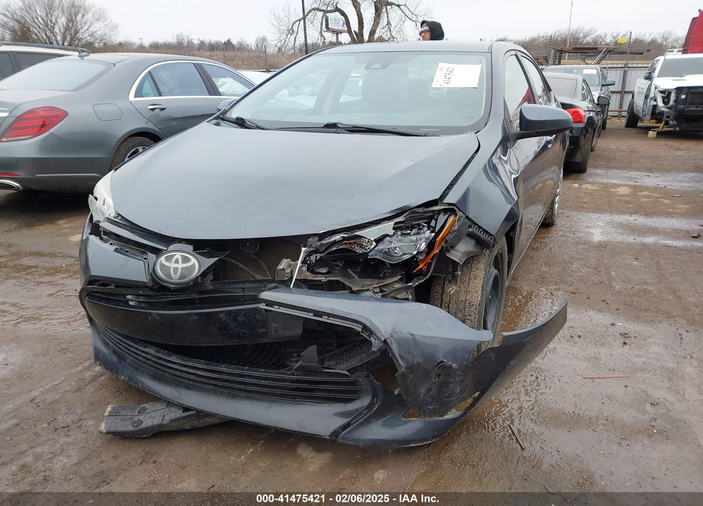2018 TOYOTA COROLLA VIN: 5YFBURHE7JP772407