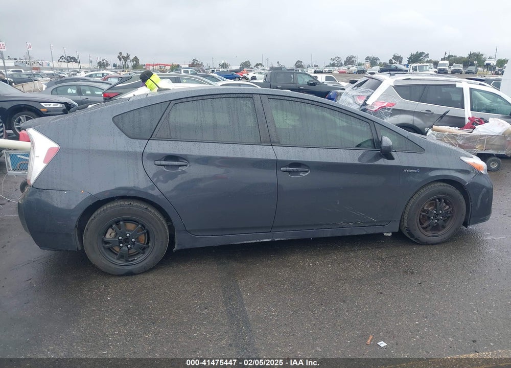 2013 TOYOTA PRIUS VIN: JTDKN3DU9D5588689
