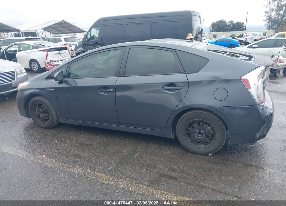 2013 TOYOTA PRIUS VIN: JTDKN3DU9D5588689