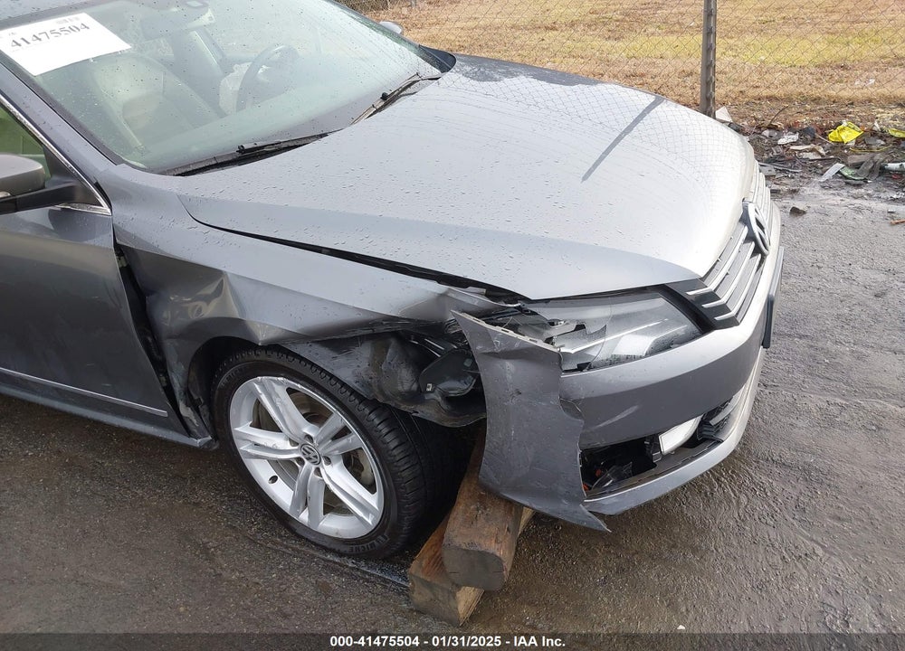 2014 VOLKSWAGEN PASSAT 1.8T SEL PREMIUM VIN: 1VWCT7A31EC054612