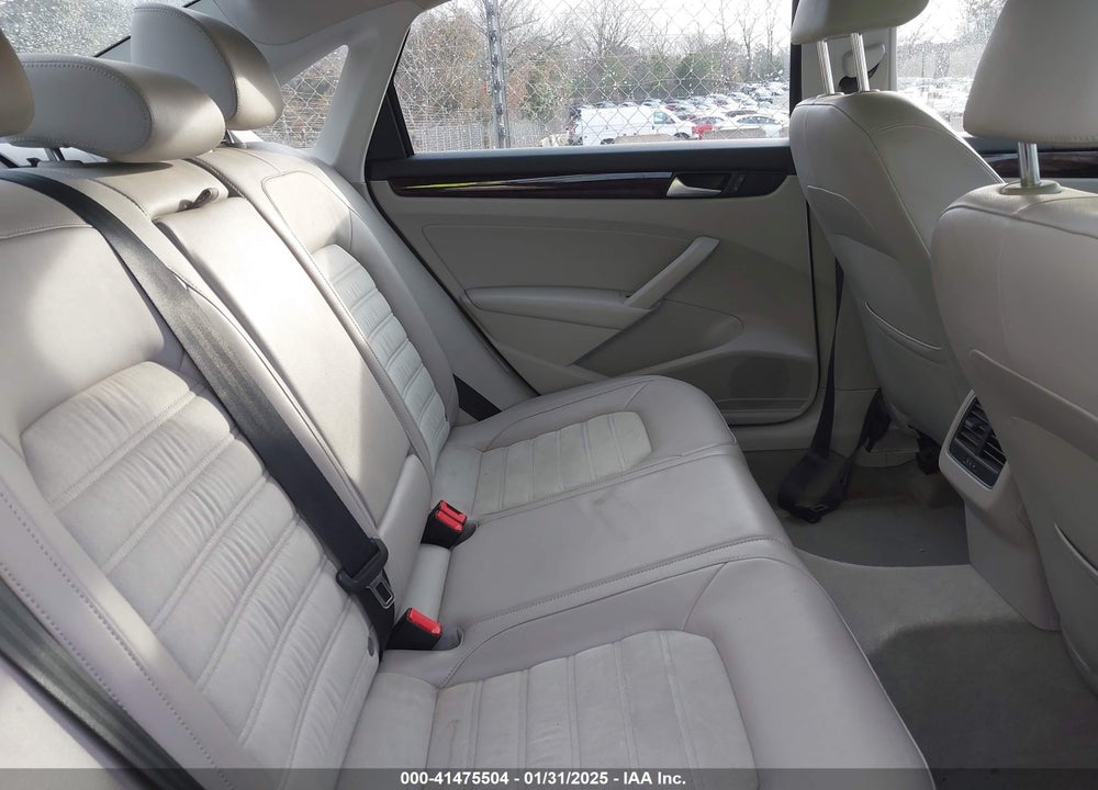 2014 VOLKSWAGEN PASSAT 1.8T SEL PREMIUM VIN: 1VWCT7A31EC054612