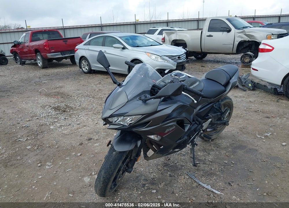 2022 KAWASAKI EX650 N VIN: ML5EXEN14NDA50378