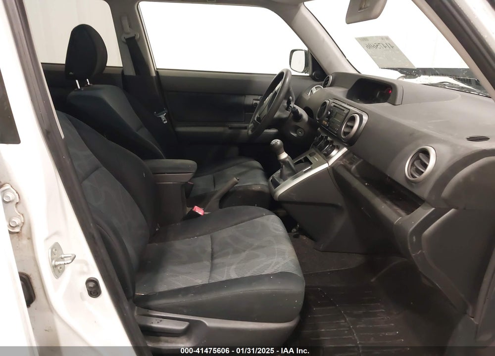 2012 SCION XB VIN: JTLZE4FE7CJ013012
