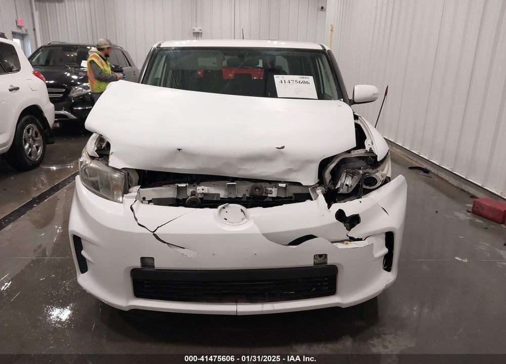 2012 SCION XB VIN: JTLZE4FE7CJ013012
