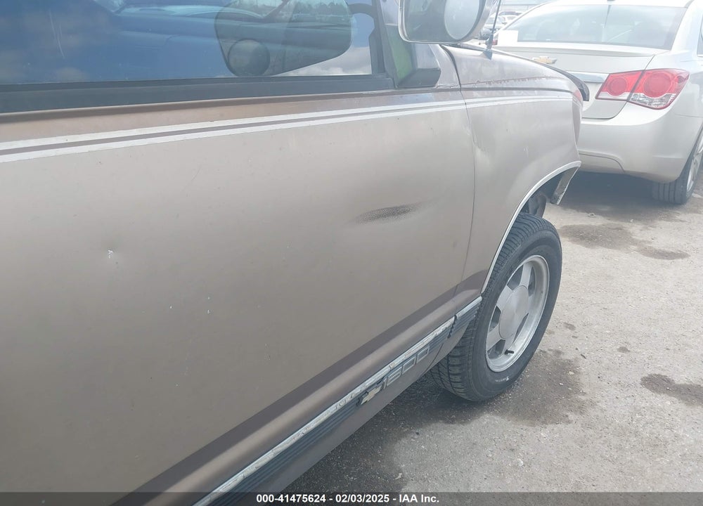 1994 CHEVROLET GMT-400 C1500 VIN: 2GCEC19K6R1161798