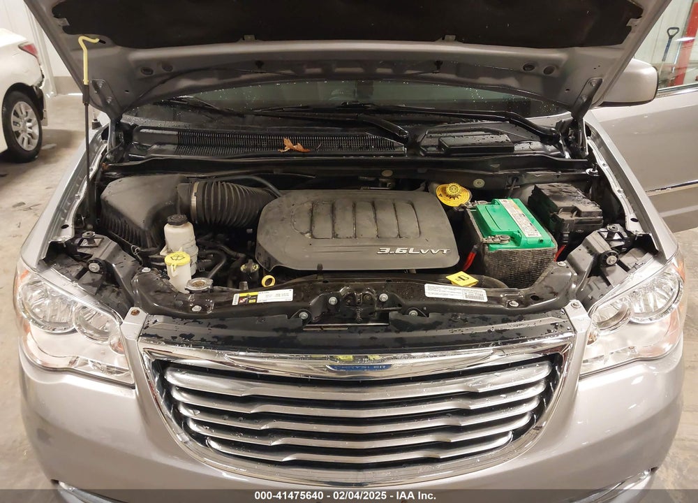 2015 CHRYSLER TOWN & COUNTRY TOURING VIN: 2C4RC1BG5FR520885