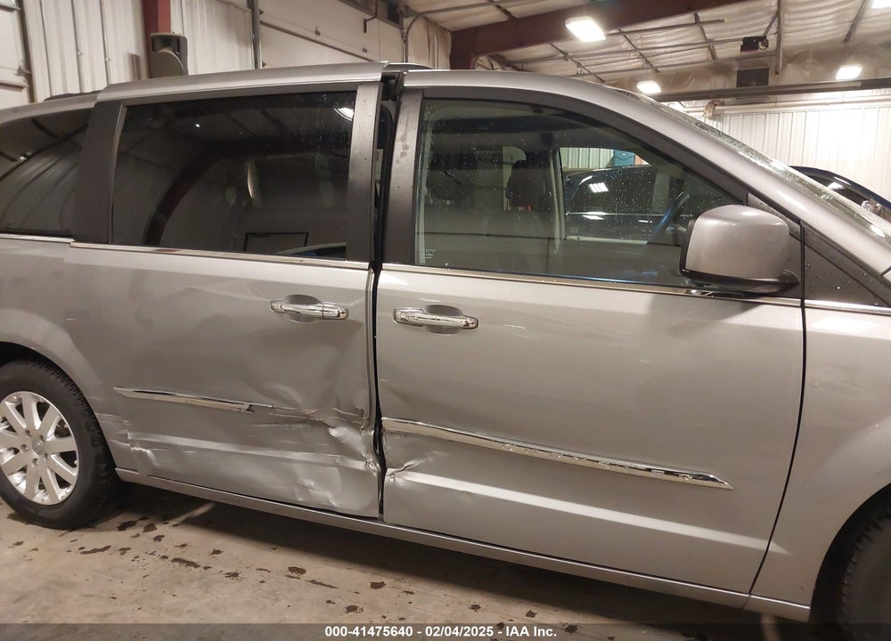2015 CHRYSLER TOWN & COUNTRY TOURING VIN: 2C4RC1BG5FR520885
