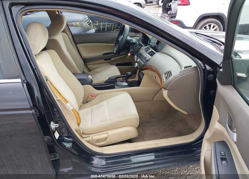 2009 HONDA ACCORD VIN: 1HGCP26439A121757