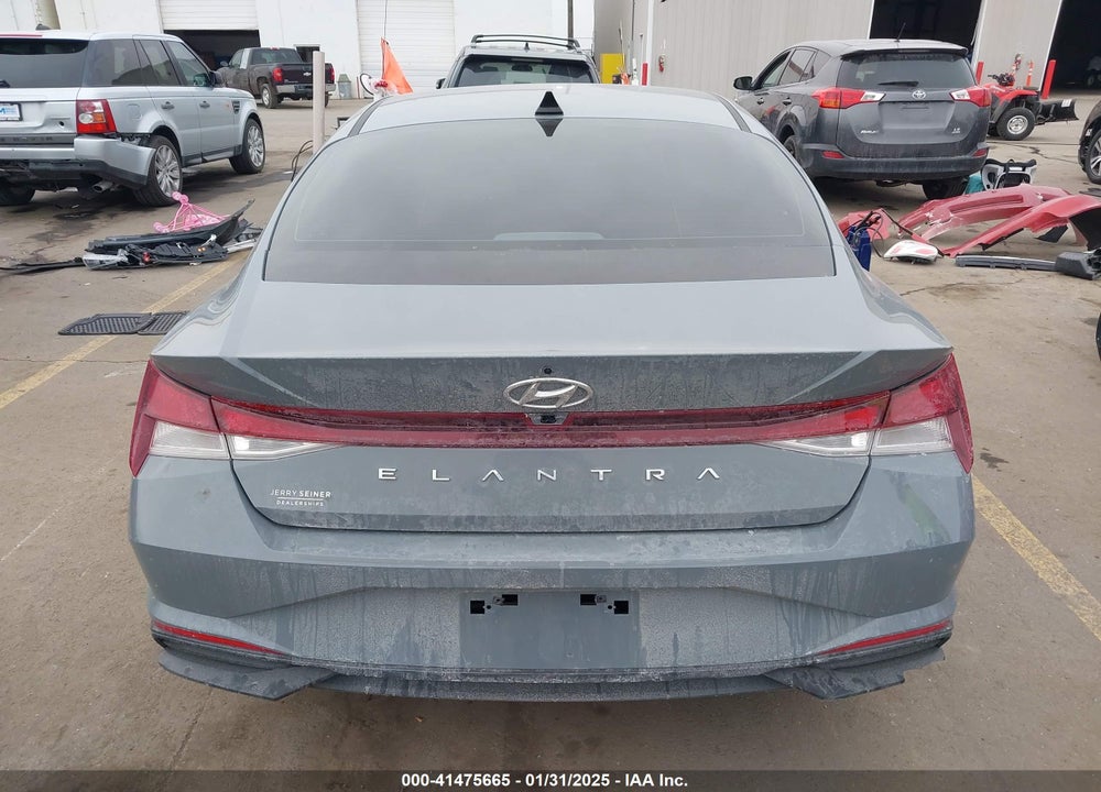 2021 HYUNDAI ELANTRA VIN: KMHLM4AG5MU116681