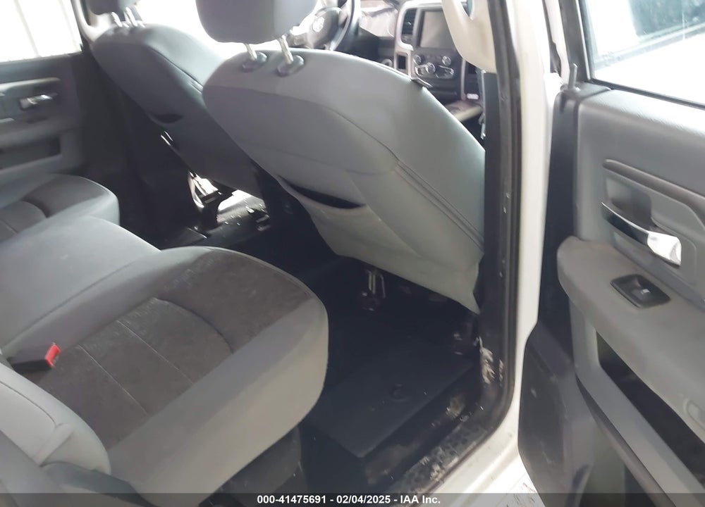 2013 RAM 1500 VIN: 1C6RR6LTXDS547333