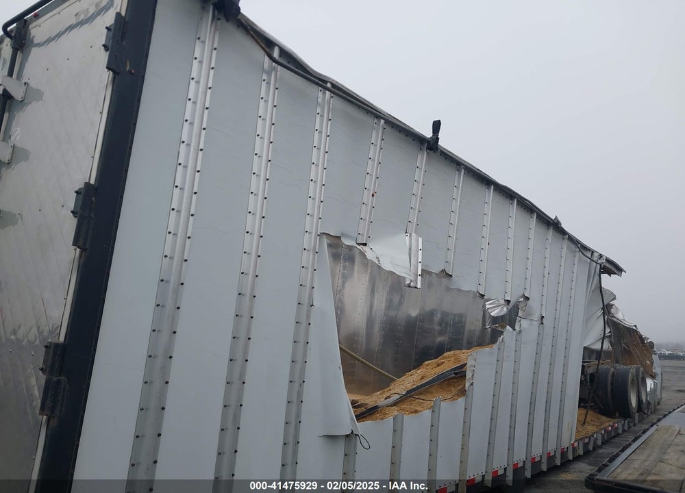2015 INNOVATIVE TRAILERS LIVE FLOOR VIN: 1Z92B5320FT199003
