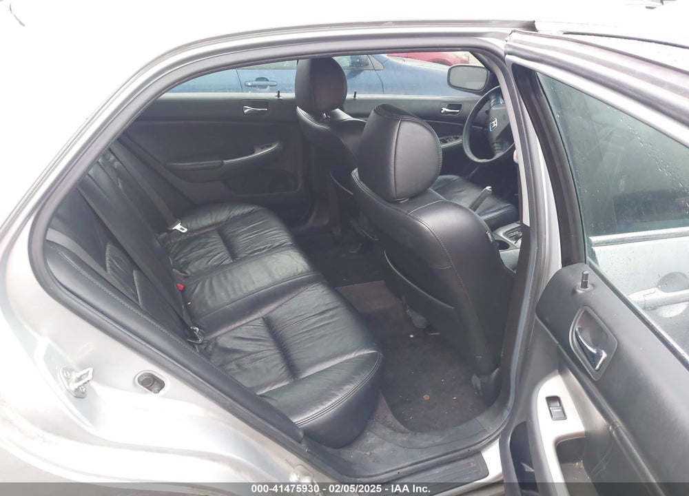 2007 HONDA ACCORD 3.0 EX VIN: 1HGCM66527A051870
