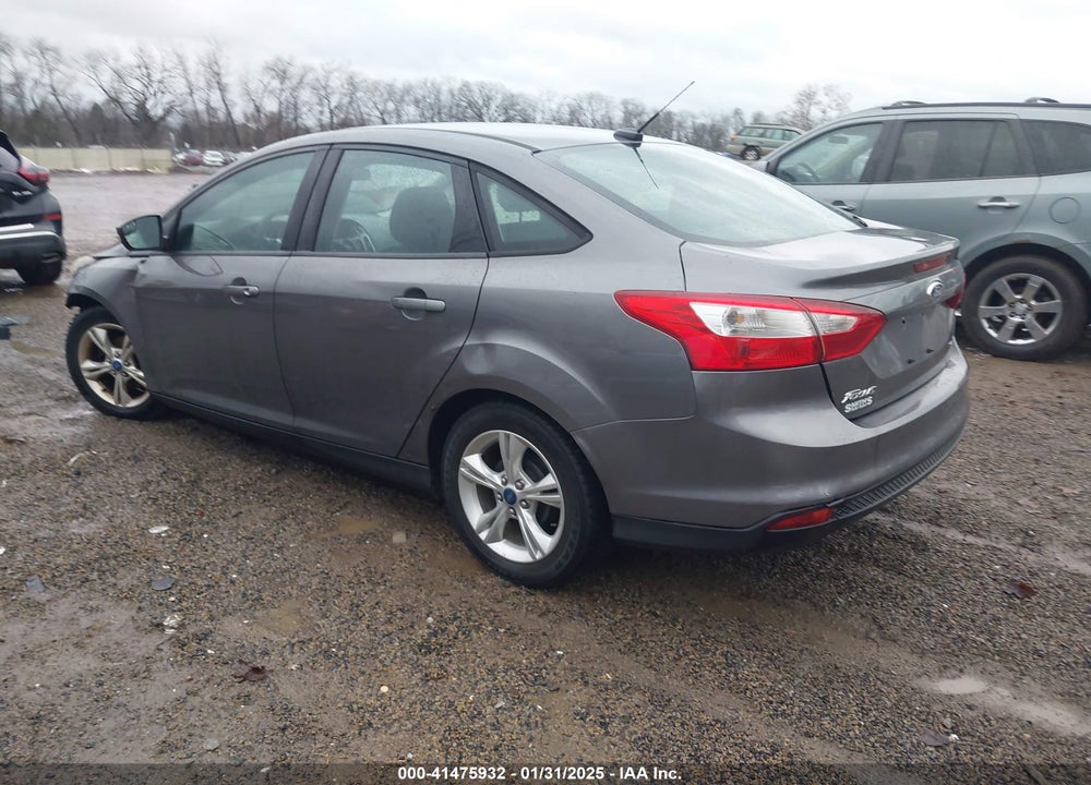 2013 FORD FOCUS VIN: 1FADP3F21DL250445