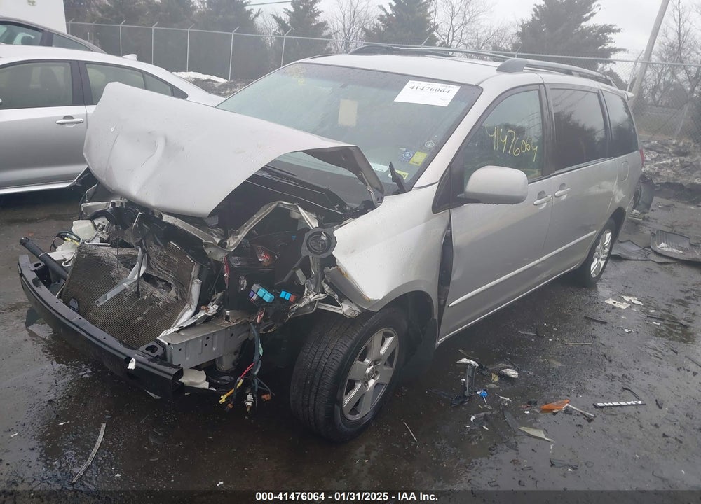 2005 TOYOTA SIENNA XLE VIN: 5TDZA22C45S385509
