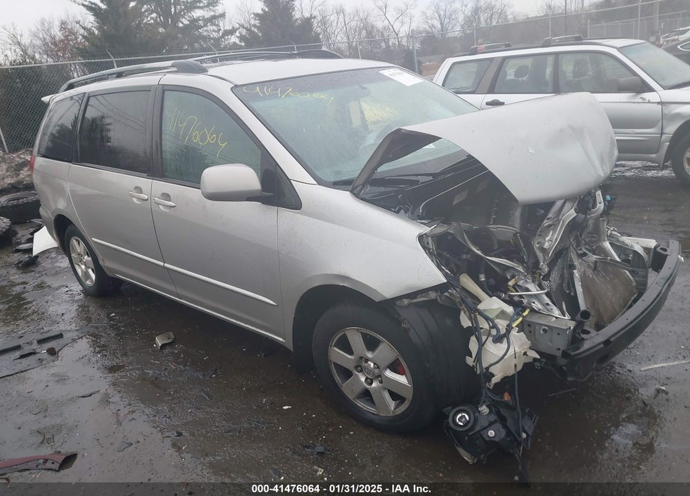 2005 TOYOTA SIENNA XLE VIN: 5TDZA22C45S385509