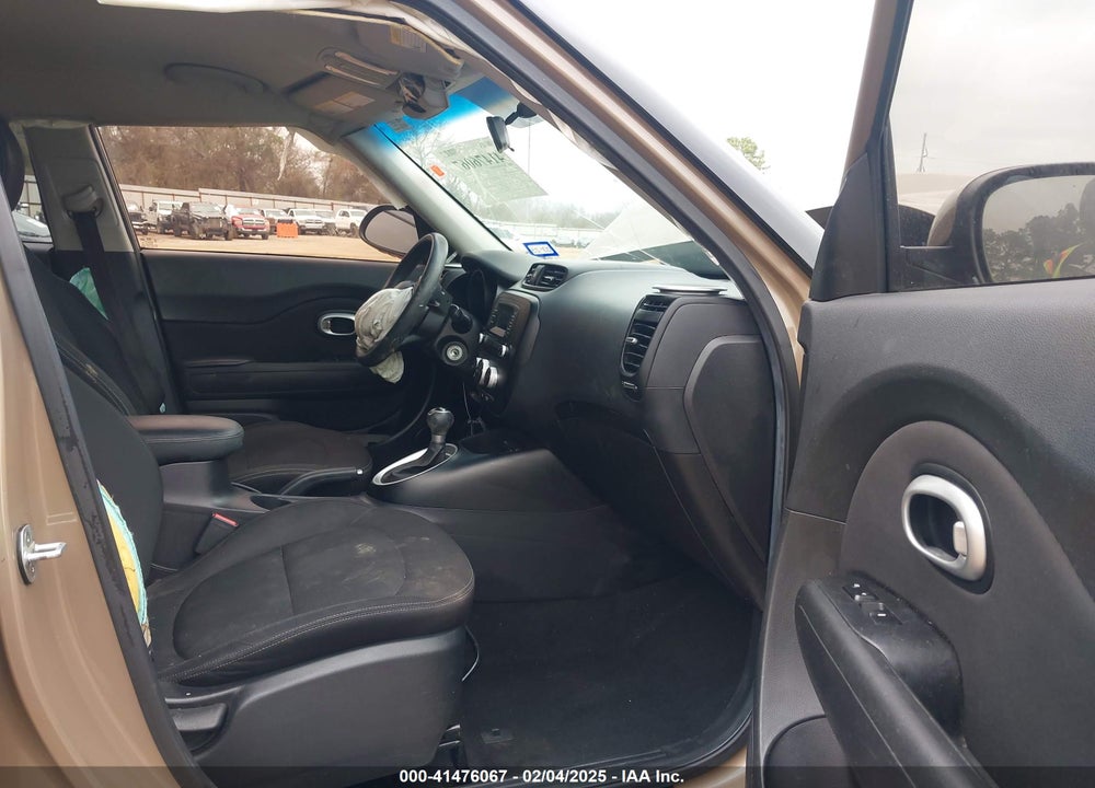 2015 KIA SOUL VIN: KNDJN2A28F7153307