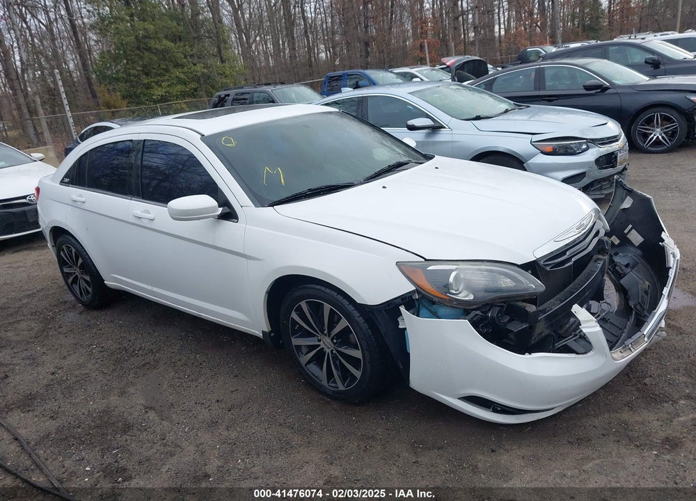 2012 CHRYSLER 200 S VIN: 1C3CCBHG3CN189756