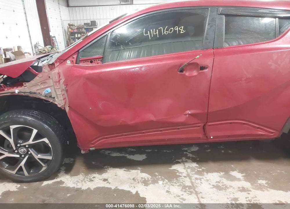 2018 TOYOTA C-HR XLE VIN: NMTKHMBX7JR060860