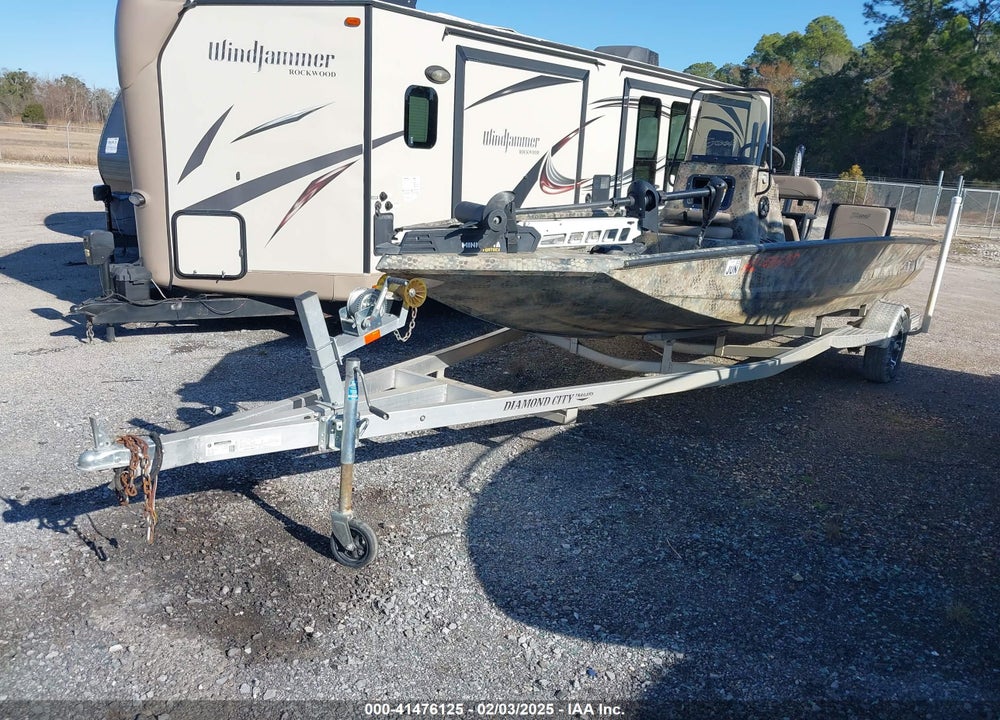 2019 EXCEL PLEASURE BOAT VIN: XCL06057D819