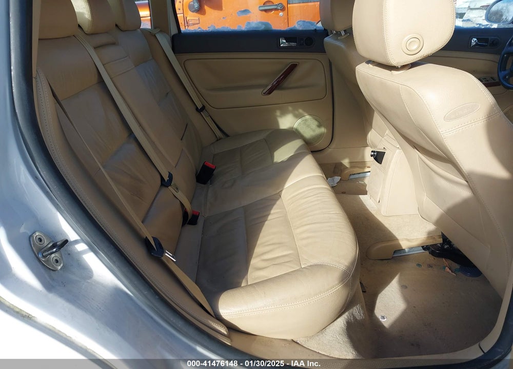 2004 VOLKSWAGEN PASSAT GLX VIN: WVWRH63B74P254107