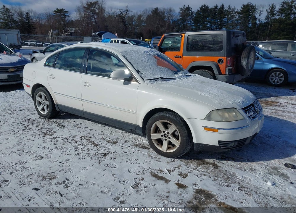 2004 VOLKSWAGEN PASSAT GLX VIN: WVWRH63B74P254107