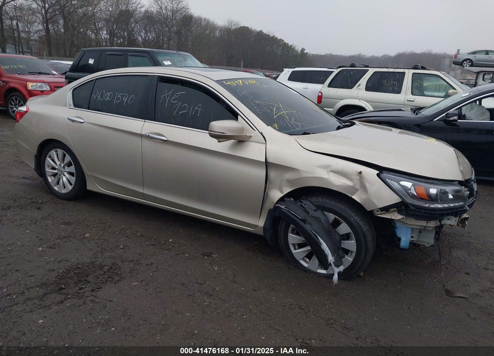 2013 HONDA ACCORD EX-L V-6 VIN: 1HGCR3F88DA015820