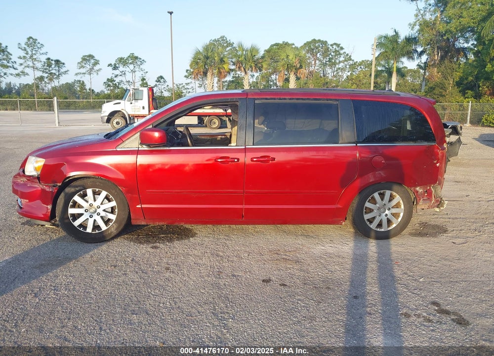 2015 CHRYSLER TOWN & COUNTRY LX VIN: 2C4RC1AG8FR755640
