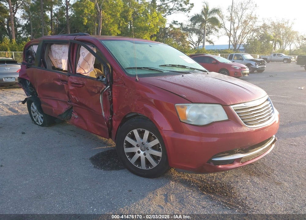 2015 CHRYSLER TOWN & COUNTRY LX VIN: 2C4RC1AG8FR755640