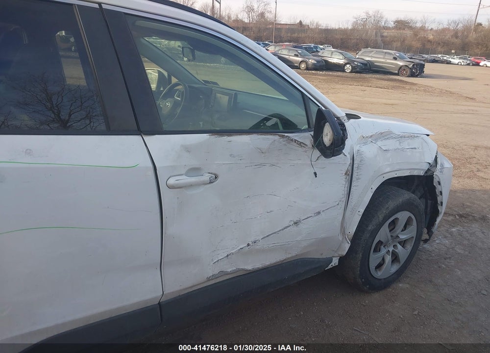 2019 TOYOTA RAV4 LE VIN: JTMG1RFV1KJ012240