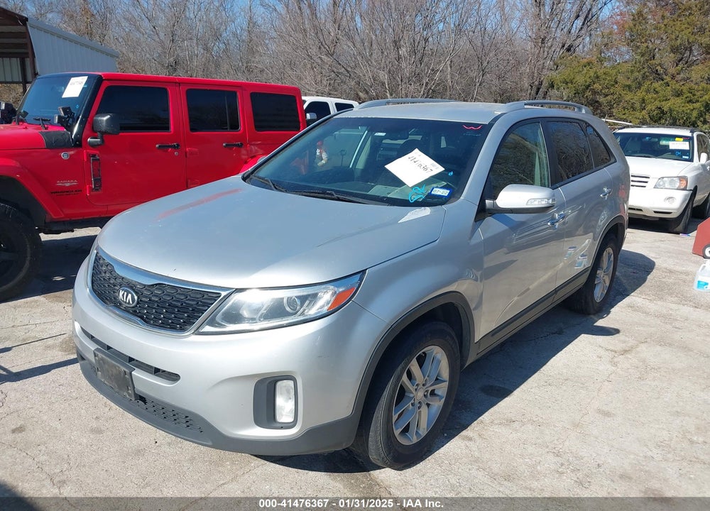 2014 KIA SORENTO VIN: 5XYKT3A68EG521957