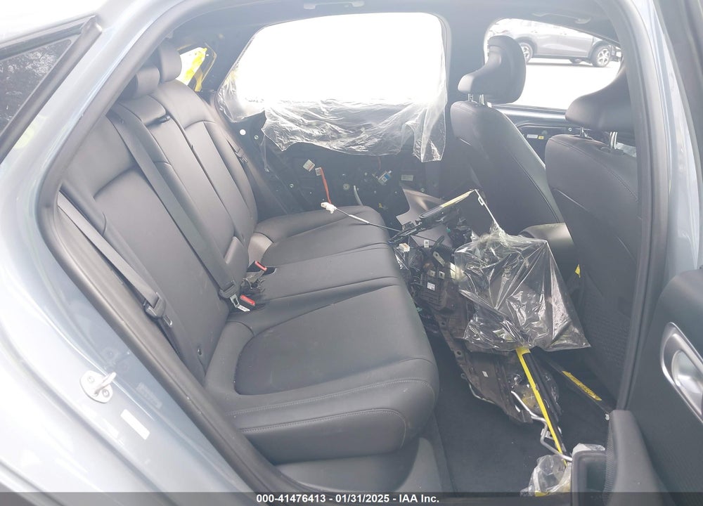 2023 HYUNDAI IONIQ 6 VIN: KMHM54AA3PA028490