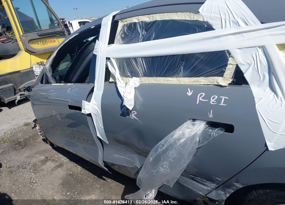 2023 HYUNDAI IONIQ 6 VIN: KMHM54AA3PA028490