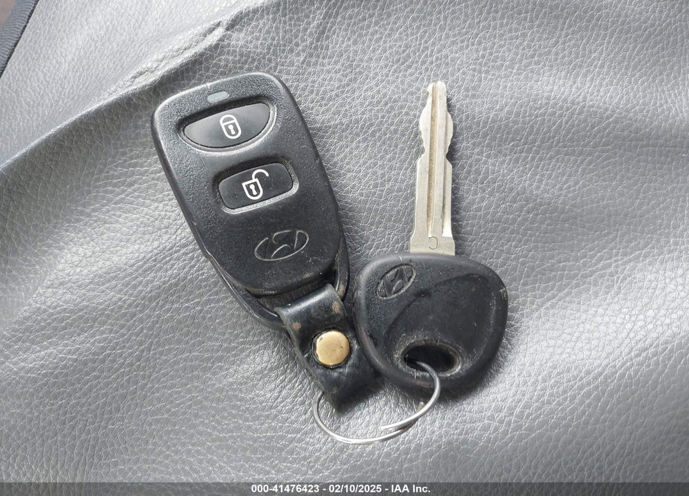 2008 HYUNDAI SANTA FE VIN: 5NMSG73D58H162763