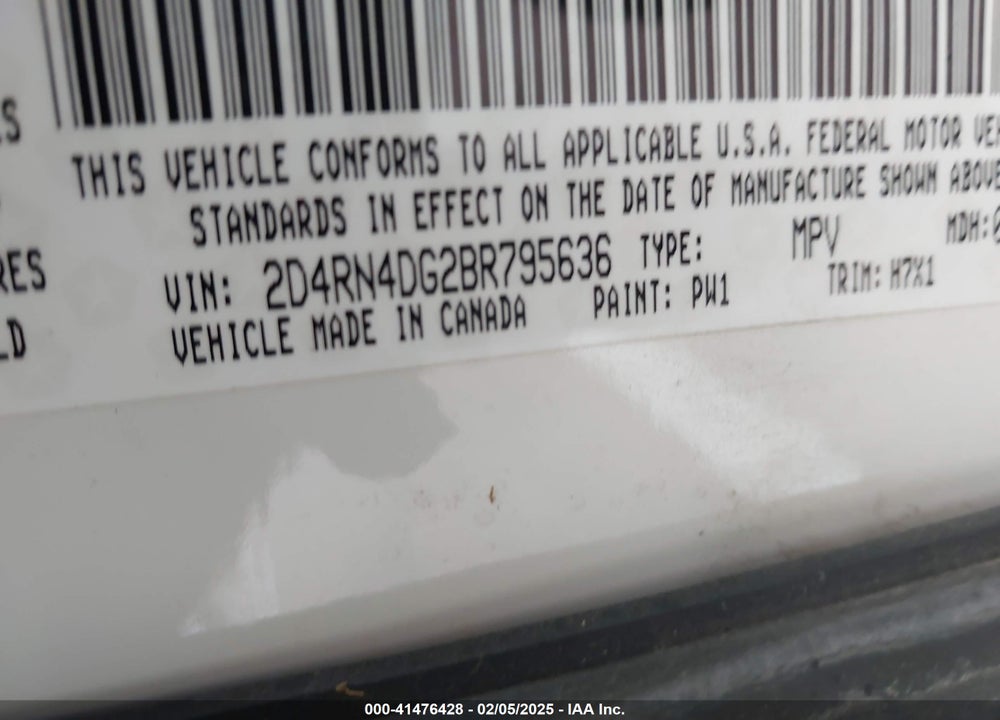 2011 DODGE GRAND CARAVAN EXPRESS VIN: 2D4RN4DG2BR795636