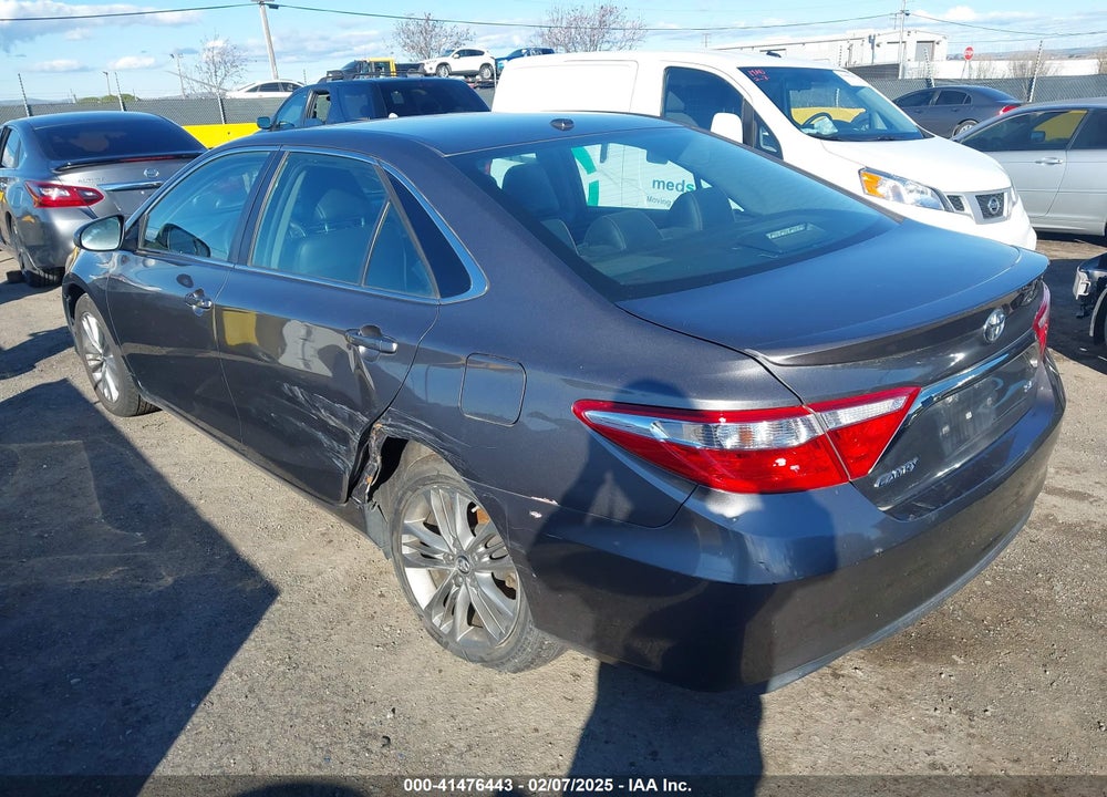 2017 TOYOTA CAMRY SE VIN: 4T1BF1FK4HU375492