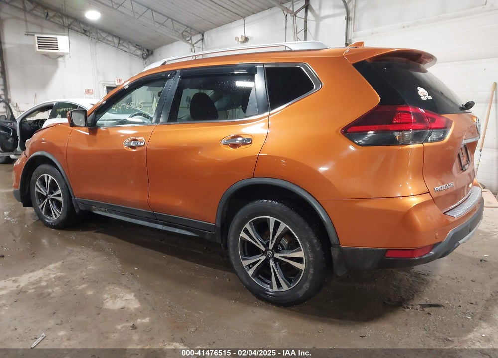 2019 NISSAN ROGUE SV VIN: JN8AT2MV8KW370341