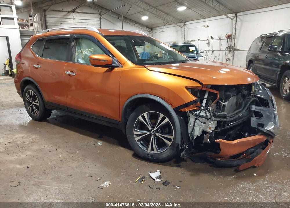 2019 NISSAN ROGUE SV VIN: JN8AT2MV8KW370341