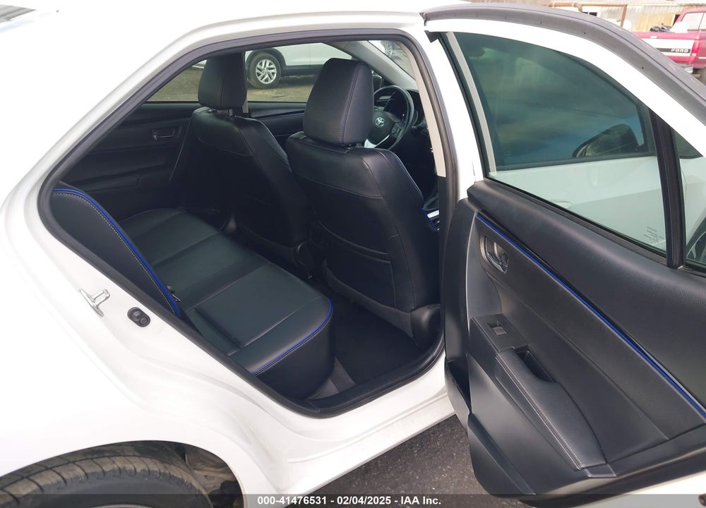 2018 TOYOTA COROLLA VIN: 2T1BURHE6JC027664