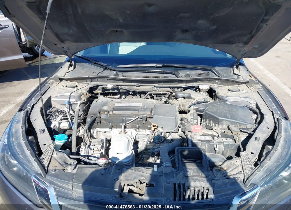 2015 HONDA ACCORD LX VIN: 1HGCR2F32FA089882