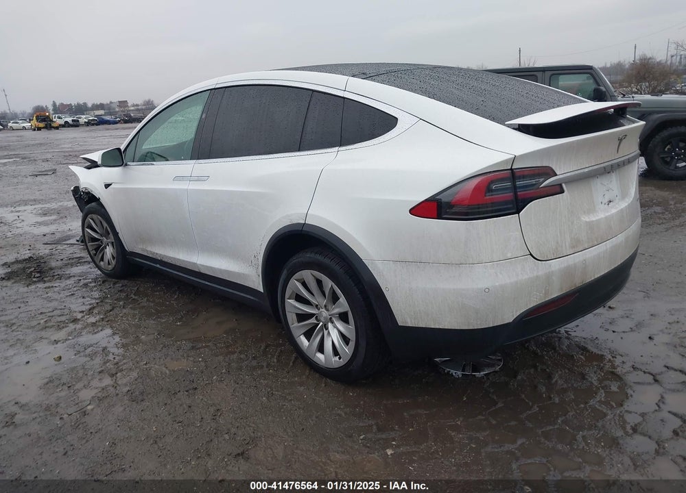2019 TESLA MODEL X VIN: 5YJXCDE27KF184980