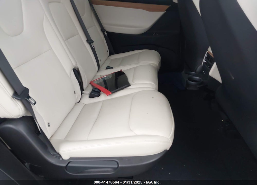 2019 TESLA MODEL X VIN: 5YJXCDE27KF184980