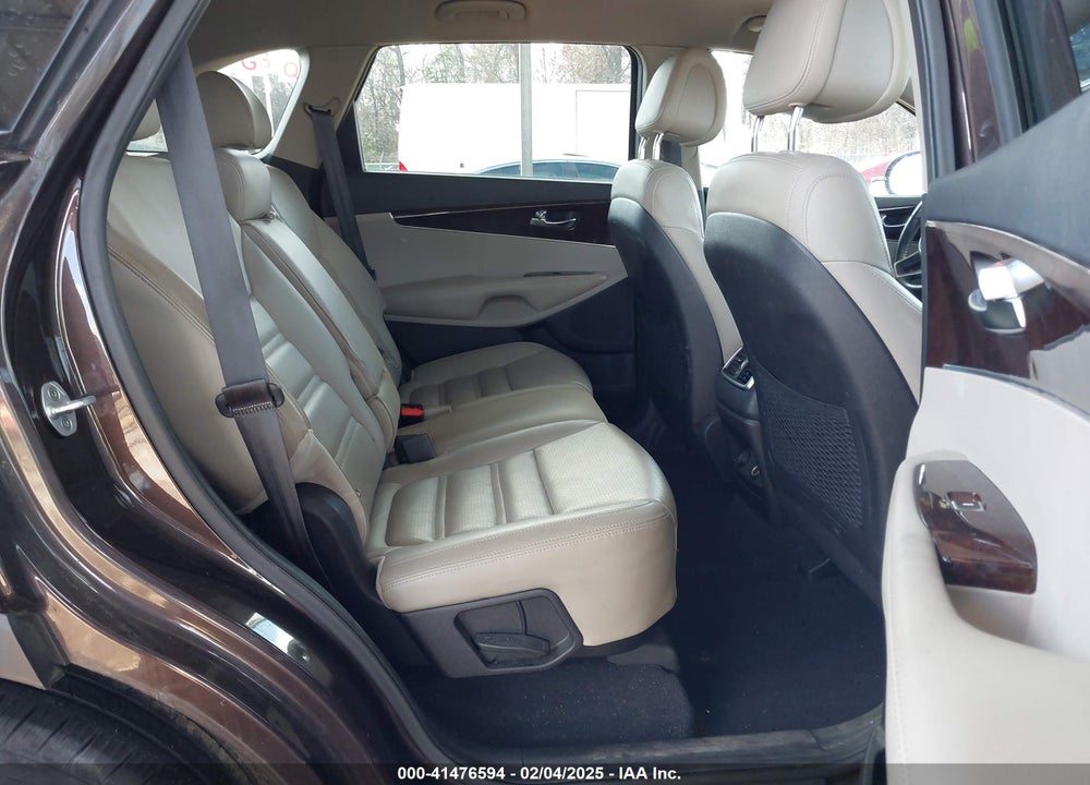 2016 KIA SORENTO VIN: 5XYPHDA12GG020664