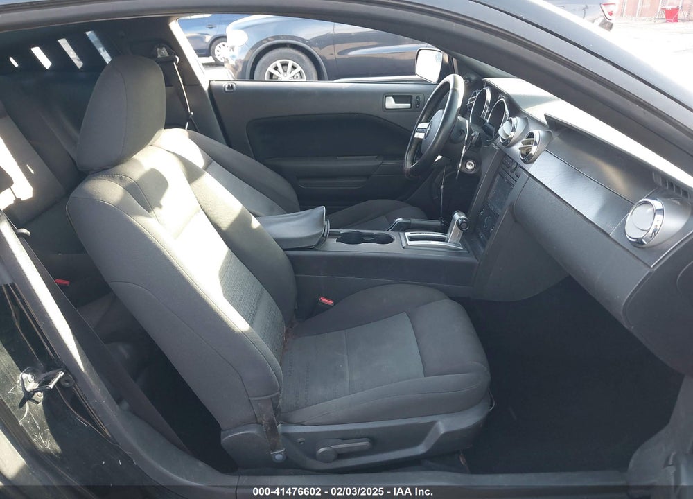 2006 FORD MUSTANG V6 VIN: 1ZVFT80N565248720