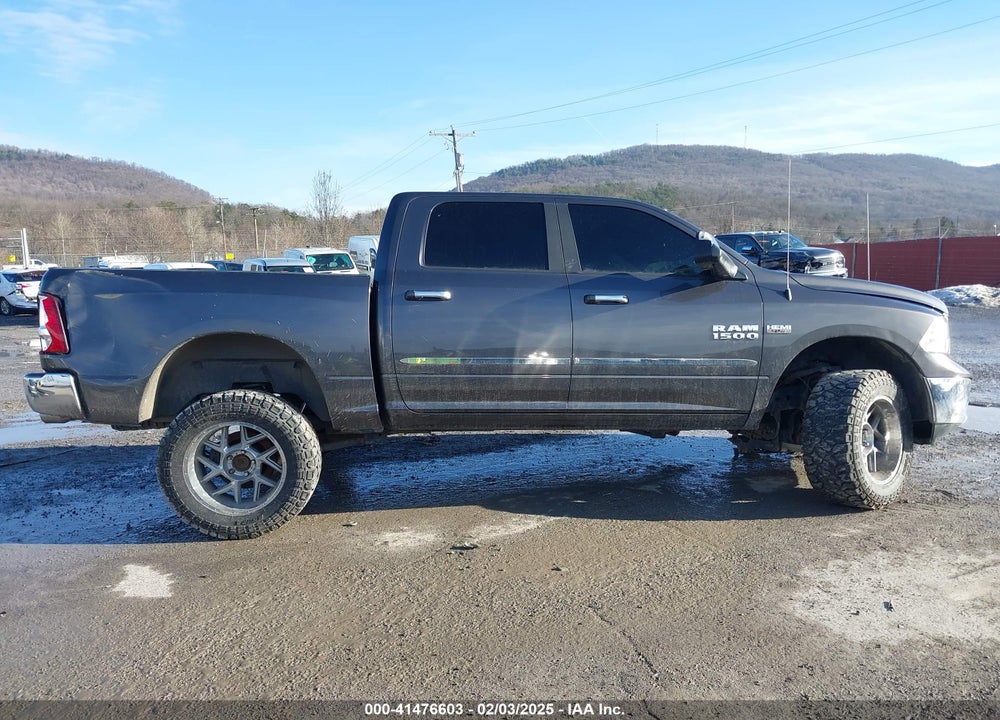 2017 RAM 1500 VIN: 3C6RR7LT6HG777972