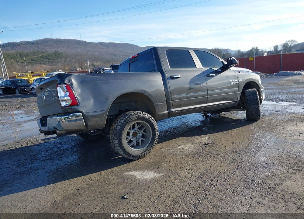 2017 RAM 1500 VIN: 3C6RR7LT6HG777972