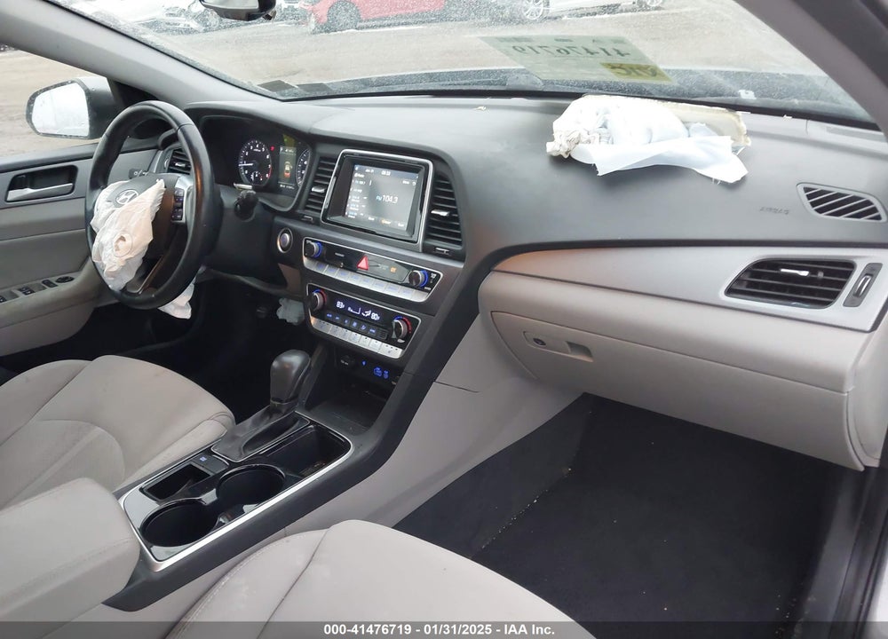 2019 HYUNDAI SONATA VIN: 5NPE34AF2KH809108