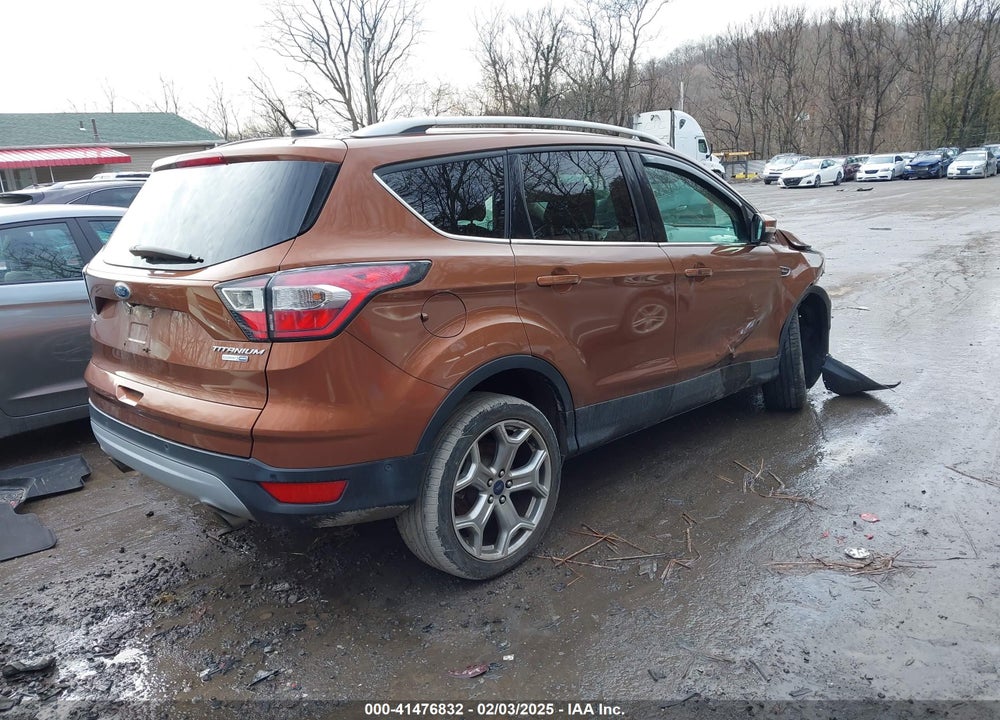 2017 FORD ESCAPE VIN: 1FMCU9JD2HUA00136