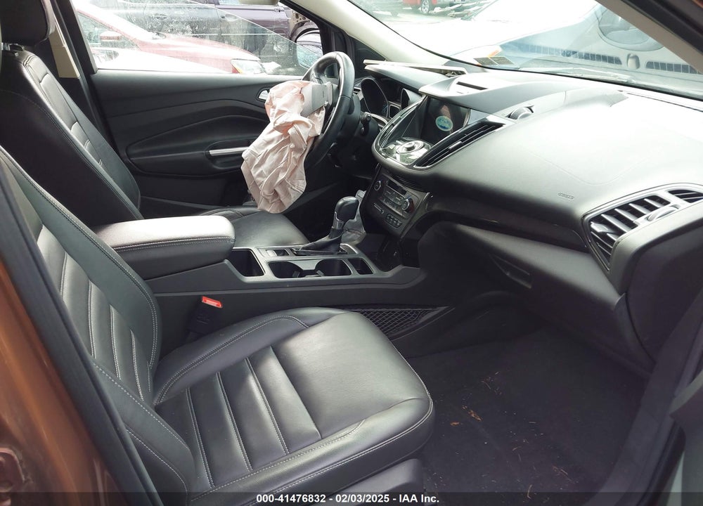 2017 FORD ESCAPE VIN: 1FMCU9JD2HUA00136