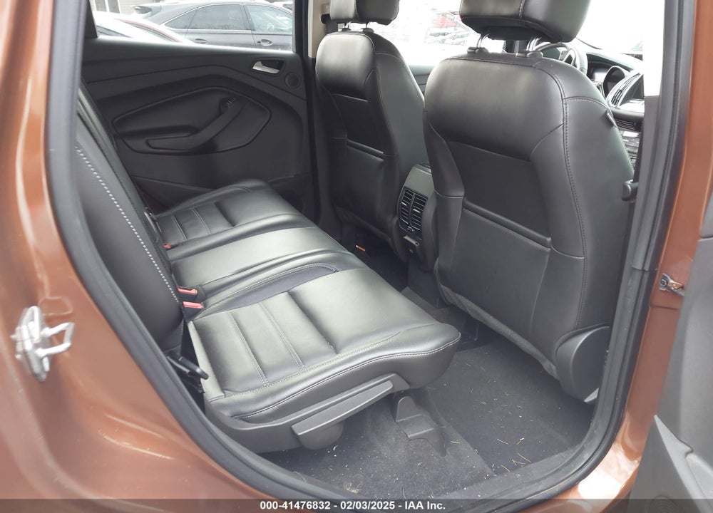 2017 FORD ESCAPE VIN: 1FMCU9JD2HUA00136